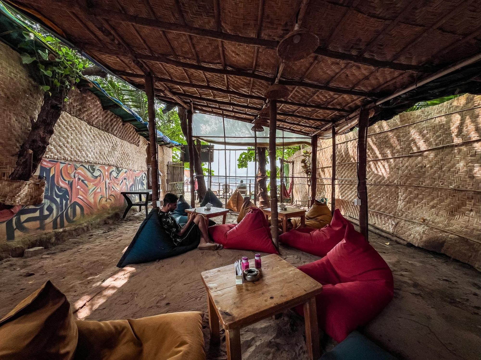 12 Monks - Beachside Hostel Arambol Esterno foto