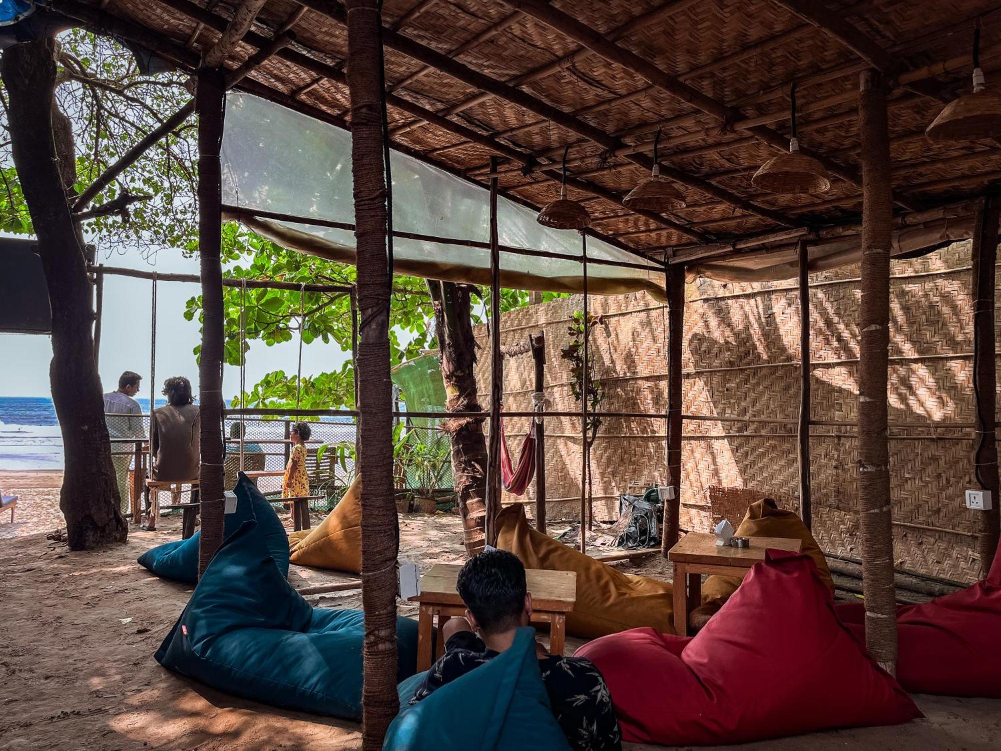 12 Monks - Beachside Hostel Arambol Esterno foto